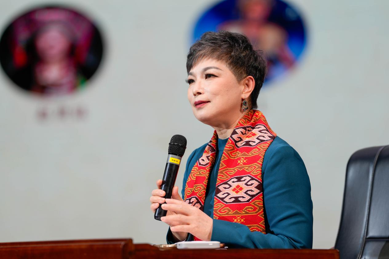 乐竞官方“美育大学堂”首期活动顺利举行 乐竞官方“美育大学堂”首期活动顺利举行